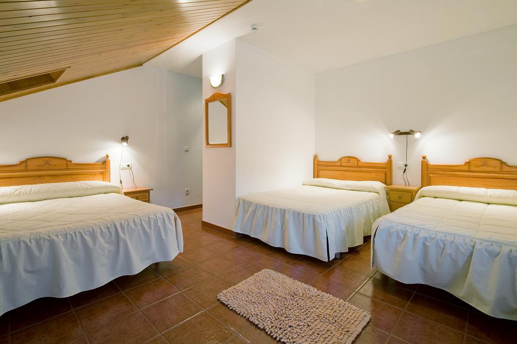 Hotel Castillo D'Acher Siresa Bagian luar foto